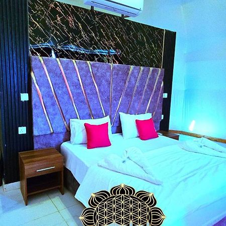 Bed and Breakfast Titanic Camp Wadi Rum Exterior foto
