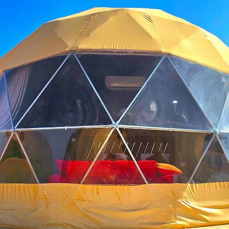 Bed and Breakfast Titanic Camp Wadi Rum Exterior foto