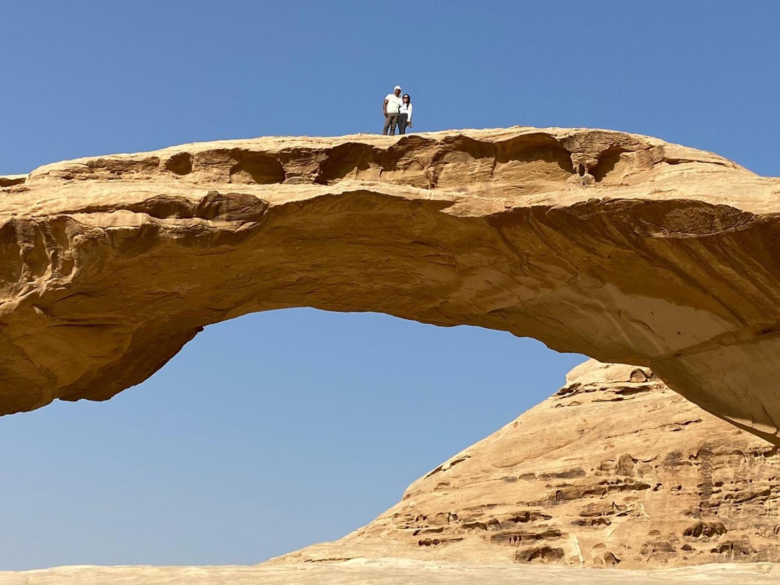 Bed and Breakfast Titanic Camp Wadi Rum Exterior foto