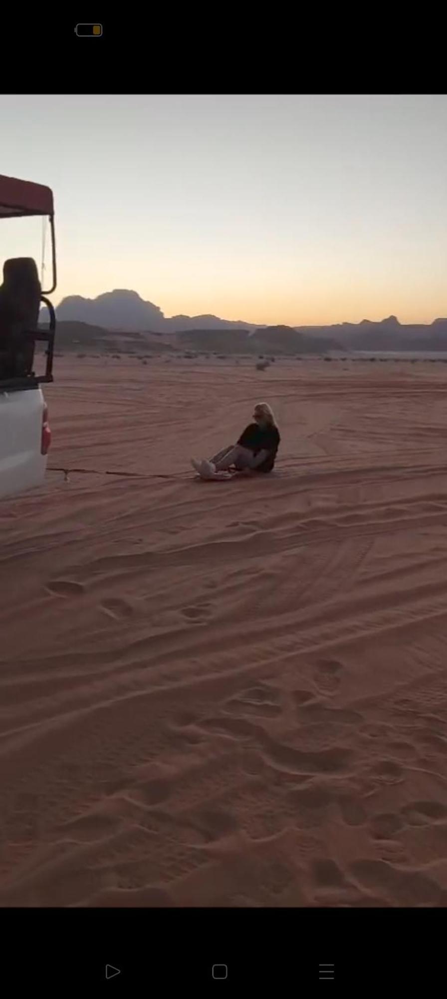Bed and Breakfast Titanic Camp Wadi Rum Exterior foto
