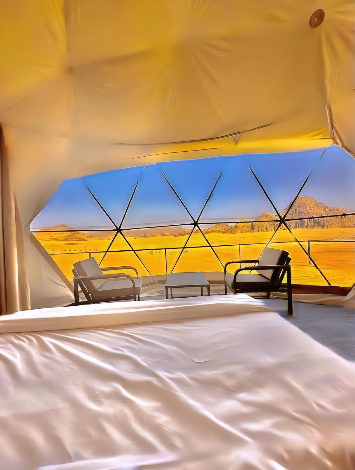 Bed and Breakfast Titanic Camp Wadi Rum Exterior foto